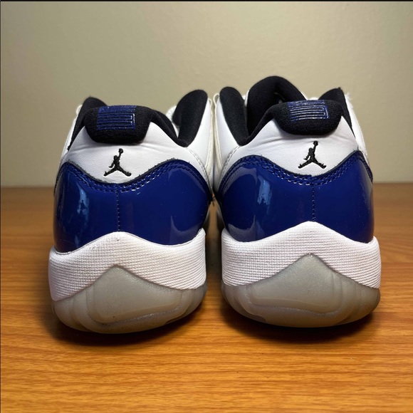 Jordan 11 Concord Sketch - Picture 9 of 10